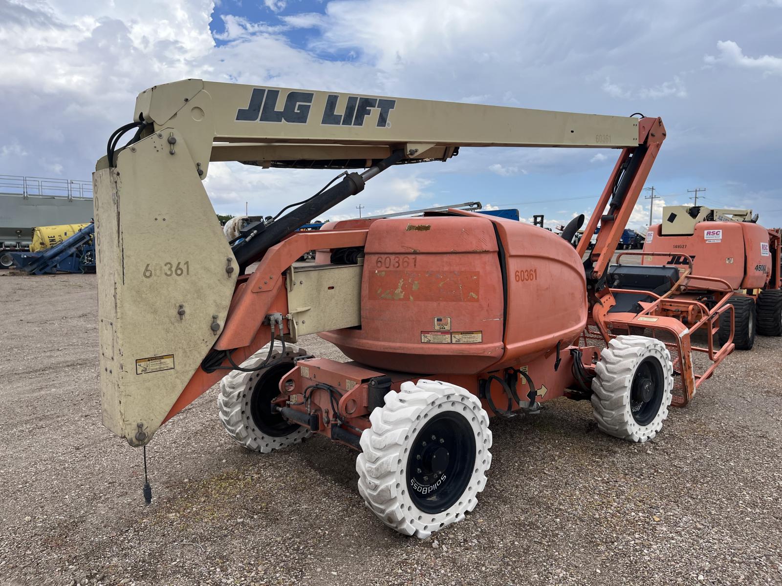 ./imagenes/INVOICE/2019/18178/JLG 600AJ (5).JPG